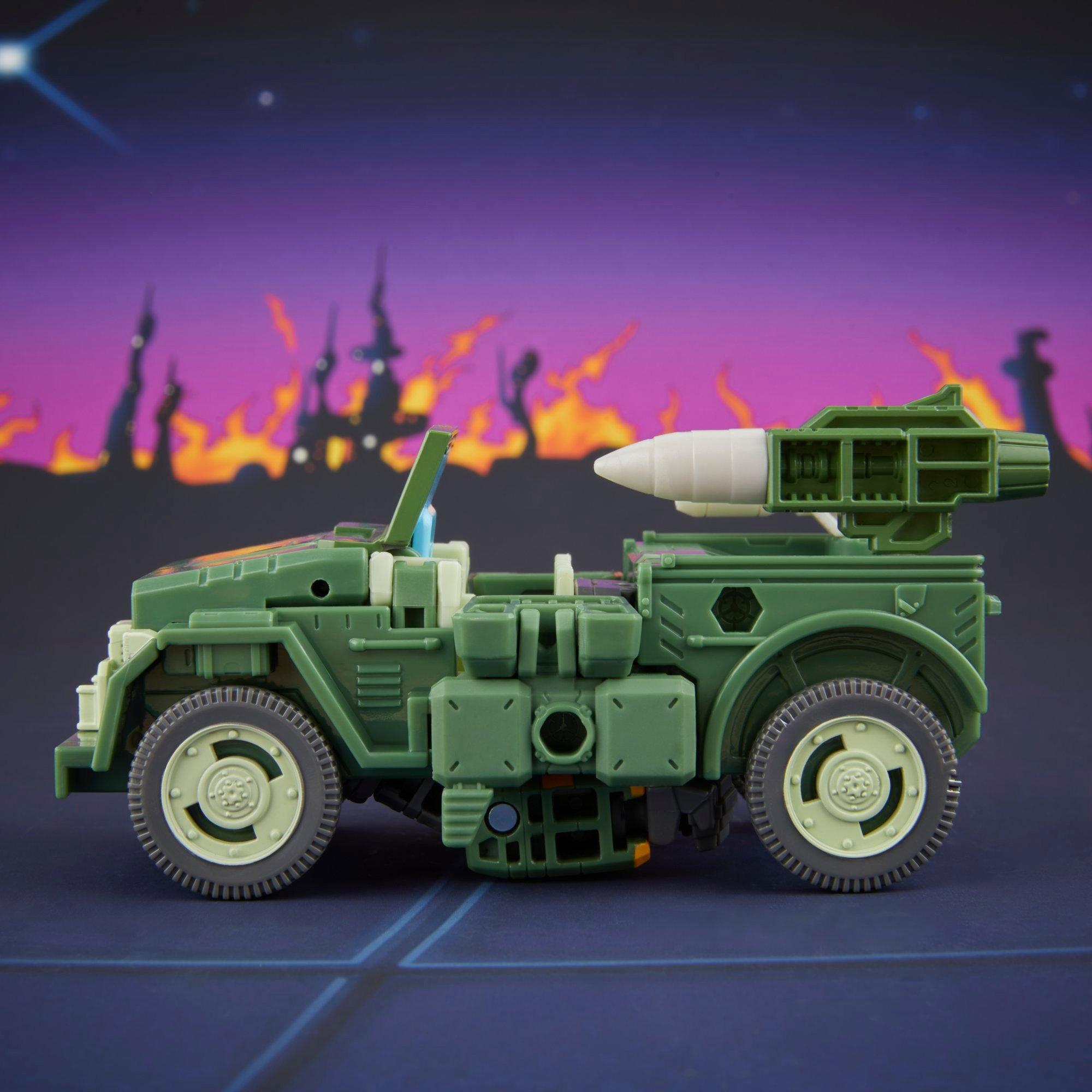 Transformers Studio Series MTMTE Collection The Transformers: The Movie Deluxe Class Autobot Hound