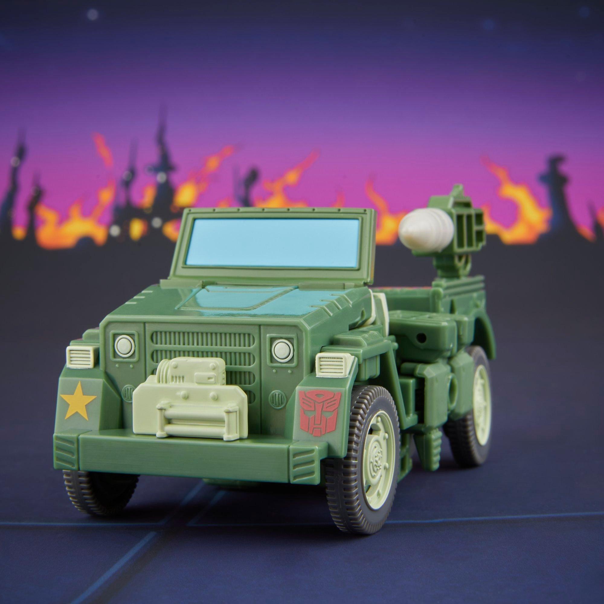 Transformers Studio Series MTMTE Collection The Transformers: The Movie Deluxe Class Autobot Hound
